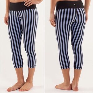 Lululemon Wunder Under Crop sea stripe polar haze Size 6